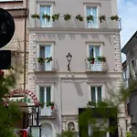 Frühstückspension La Divina - Free Parking - Tropea