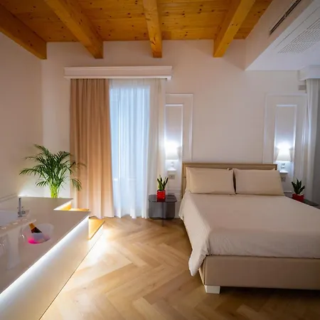 La Divina - Free Parking - 4* Tropea