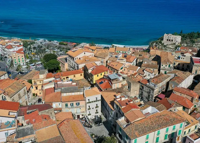 La Divina - Free Parking - Bed & Breakfast 4*