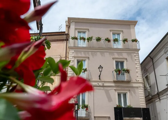 Bed & Breakfast La Divina - Free Parking -