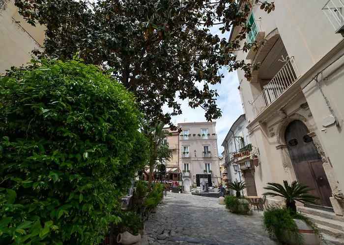 La Divina - Free Parking - Bed & Breakfast 4*