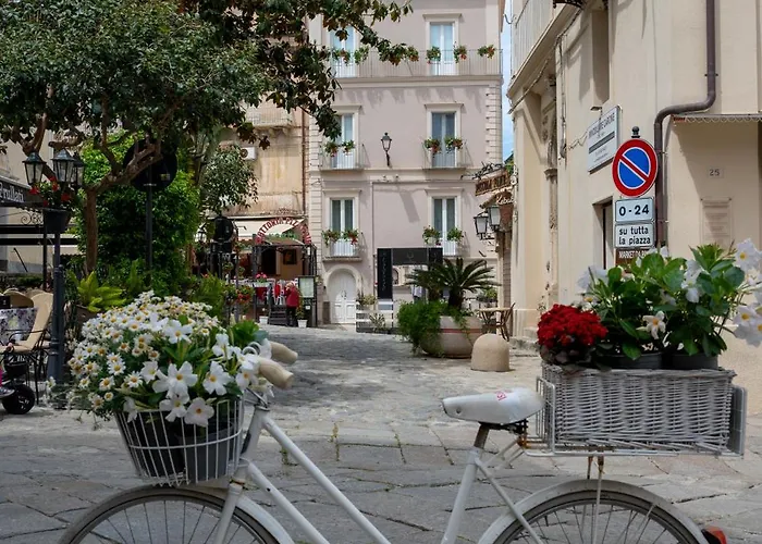 Bed & Breakfast La Divina - Free Parking - Tropea