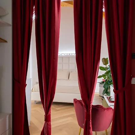 La Divina - Free Parking - 4* טרופאה