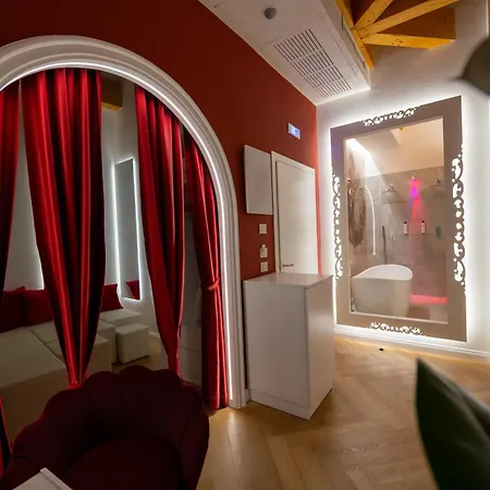 La Divina - Free Parking - فندق مبيت وإفطار تروبيا
