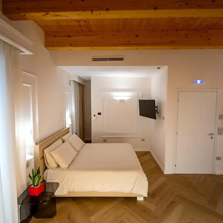 La Divina - Free Parking - Tropea