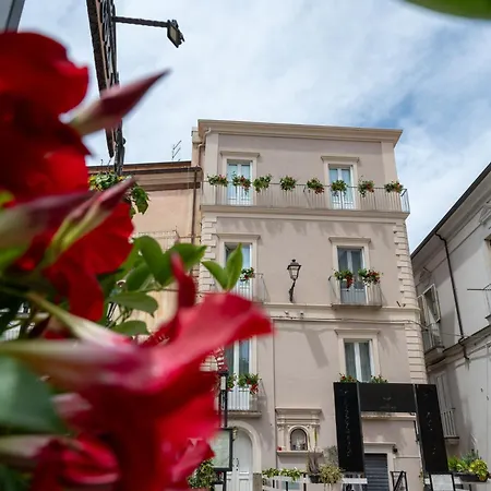 Bed & Breakfast La Divina - Free Parking -