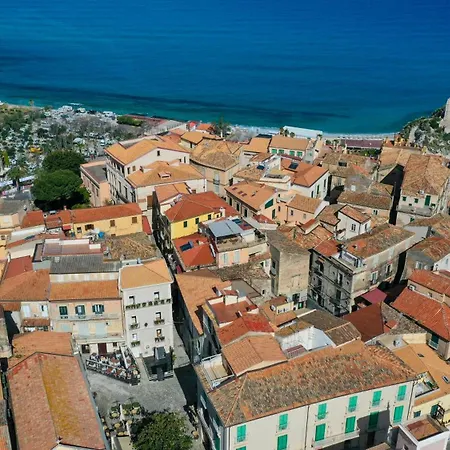 La Divina - Free Parking - Tropea