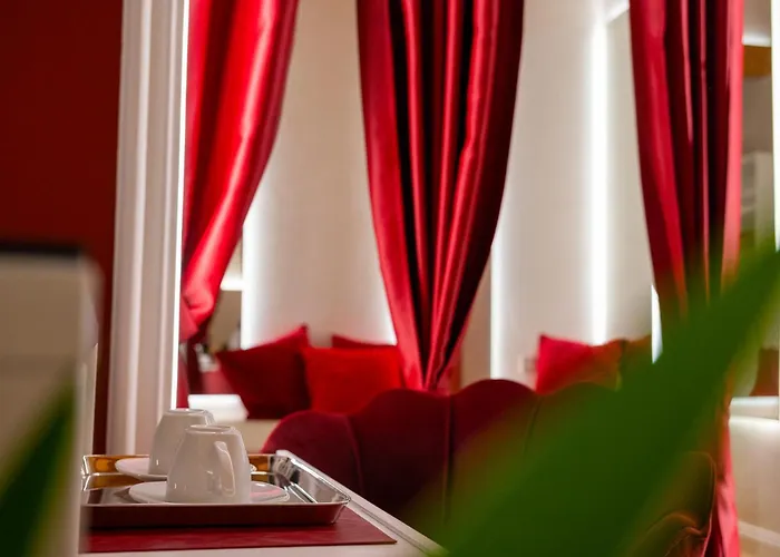 La Divina - Free Parking - Bed & Breakfast 4*