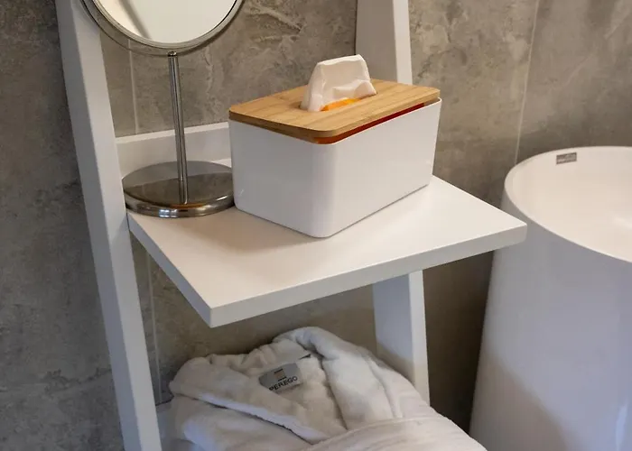 La Divina - Free Parking - Bed & Breakfast