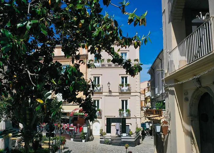 La Divina - Free Parking - Bed & Breakfast