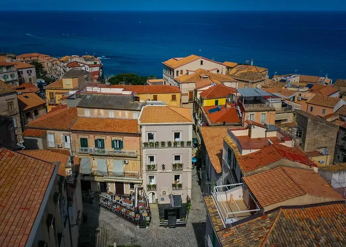 Bed & Breakfast La Divina - Free Parking -