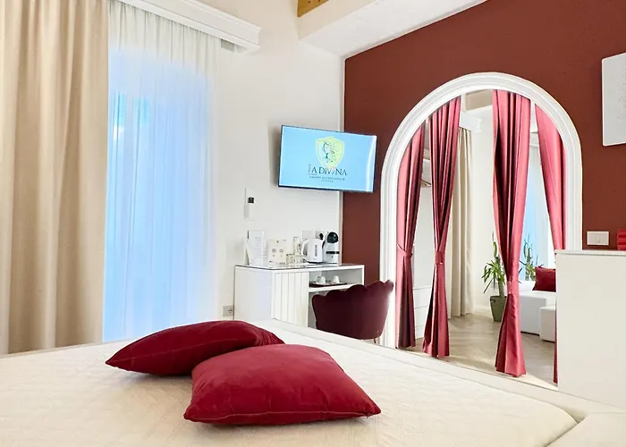 La Divina - Free Parking - 4* Tropea